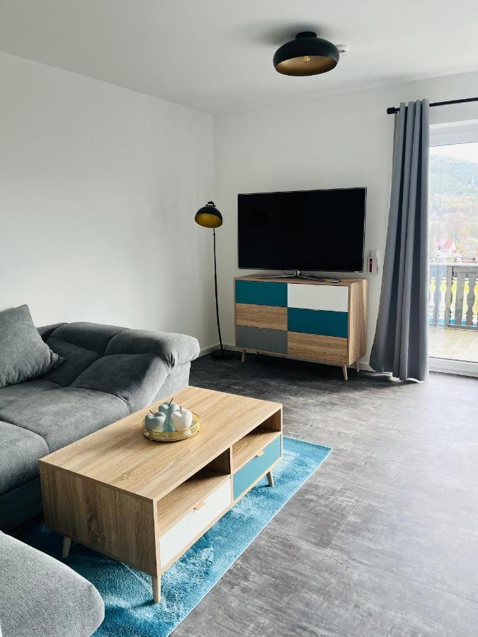 Apartment Am Tor Zum Thueringer Wald 2 *